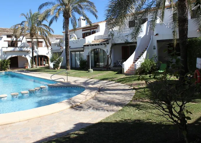 152 Tropicana Park - Deniasol *